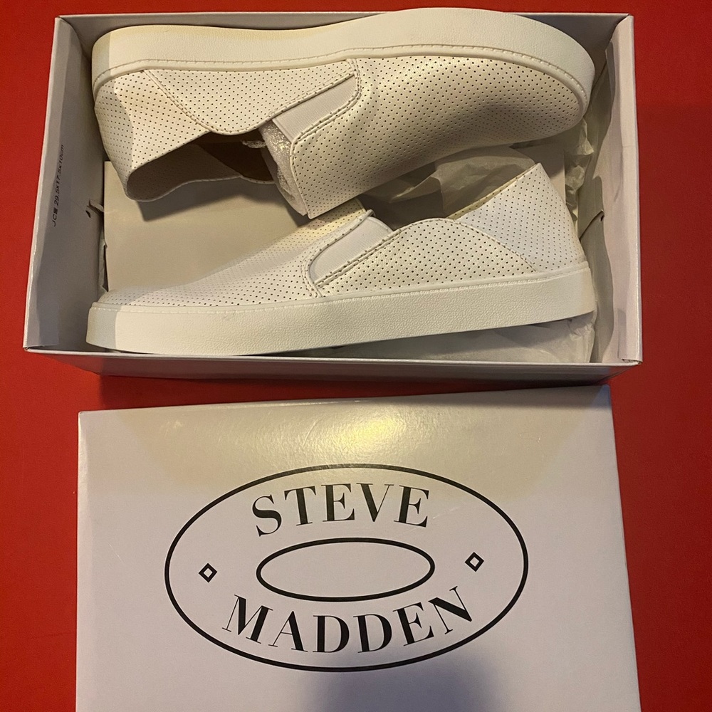 Women Steve Madden